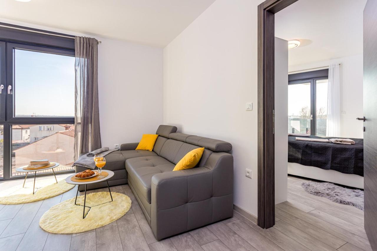 Apartment M****, New City Apartment + Parking Пула Екстериор снимка
